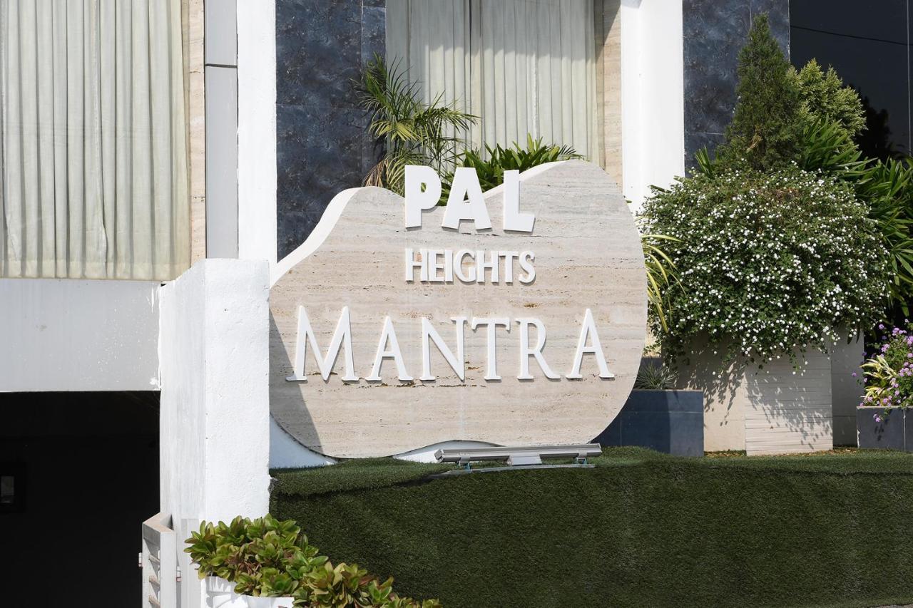Pal Heights Mantra Hotel Bhuvanesvar Kültér fotó